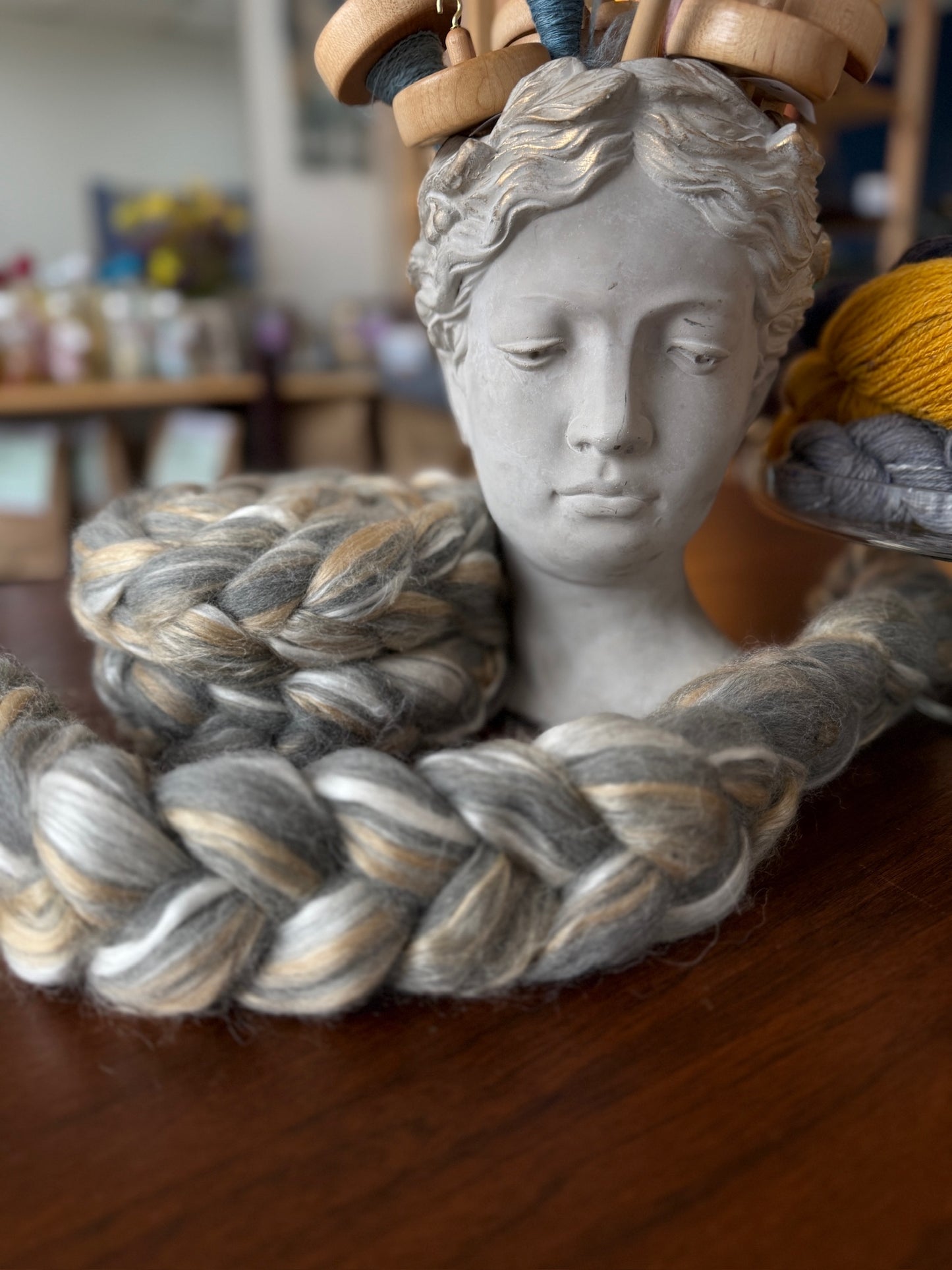 Nuetral Braid